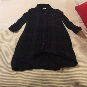 Plaid Old Navy dress, size Medium. Made in Vietnam; 100% Rayon. Good condition.